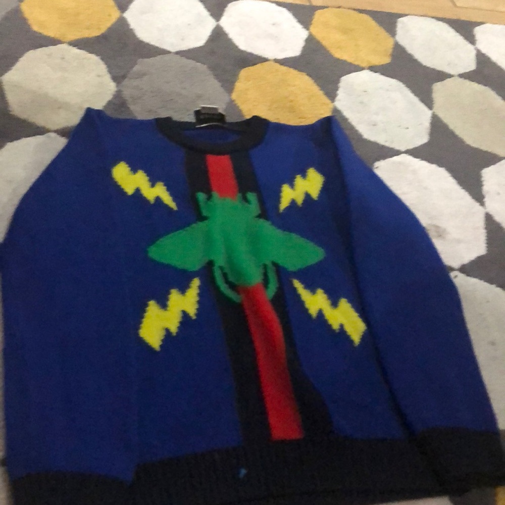 The Gucci sweatshirt in the beast is on it